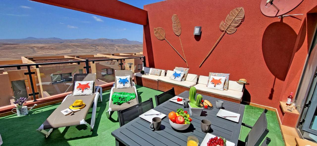 Ferienhaus Casa Caleta - Caleta Fuste - Meerblick - Pool - Glasfaserinternet كاليتا ذي فوستي المظهر الخارجي الصورة